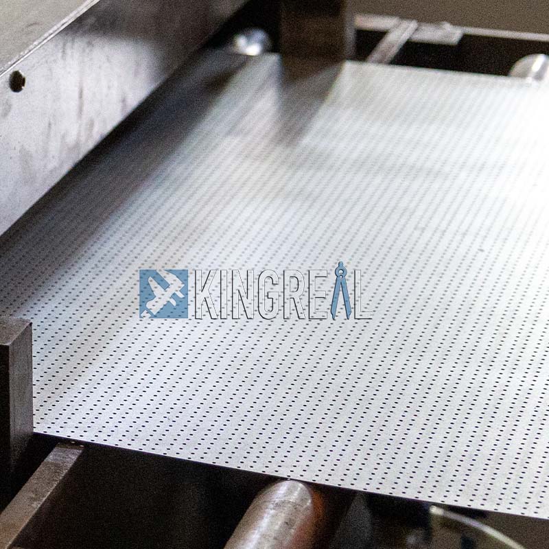 ¿Cómo garantizar la calidad de la máquina de metal perforada?